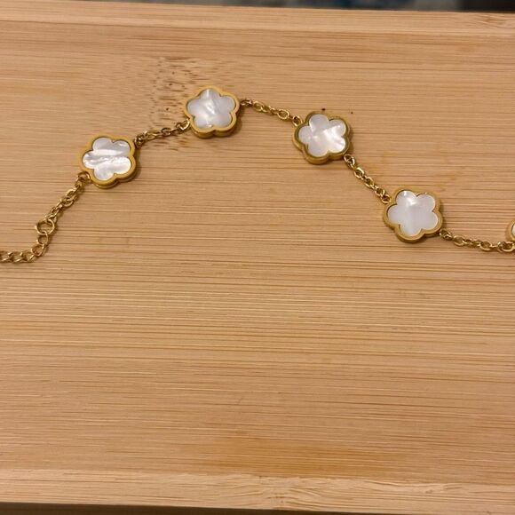 Gold Plated Stainless Steel White Flower Bracelet - Picture 2 of 2